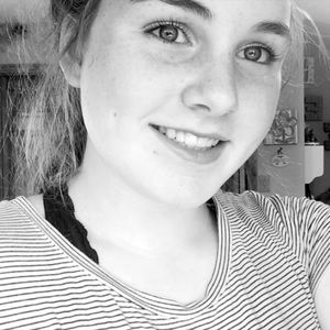 Meet your Posher, Ella